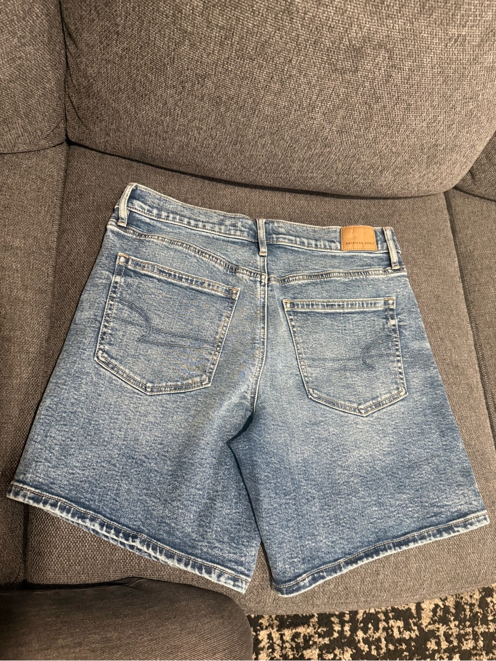 American Eagle Outfitters blue high-rise denim shorts - Picture 5 of 11